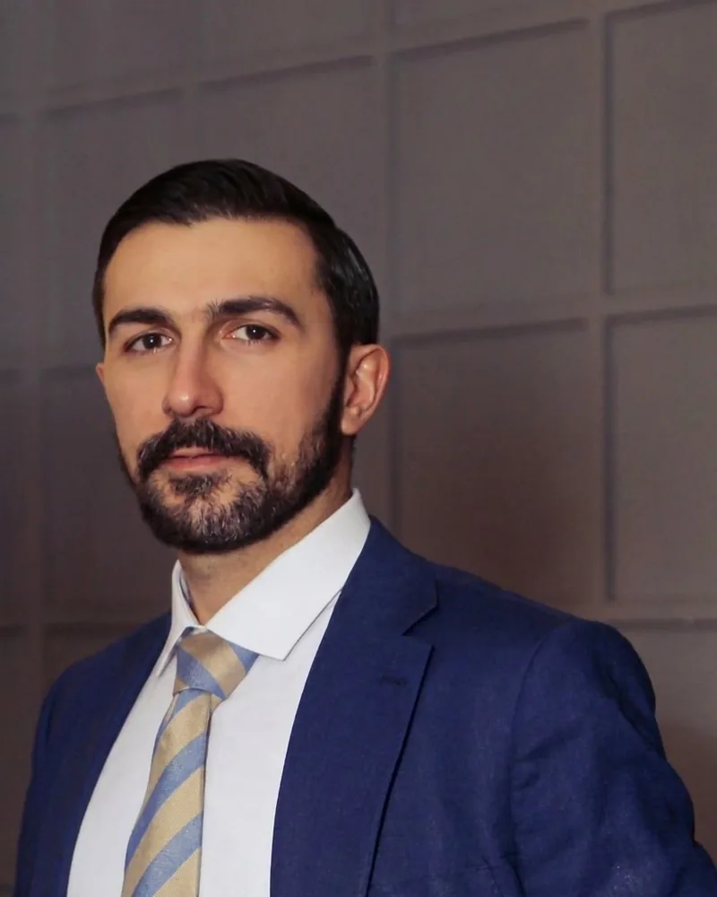 Dr. Rastin Radfar, founder of Qarar Labs